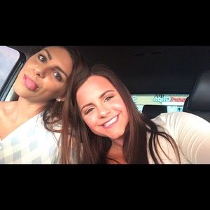 Meet your Posher, Emily